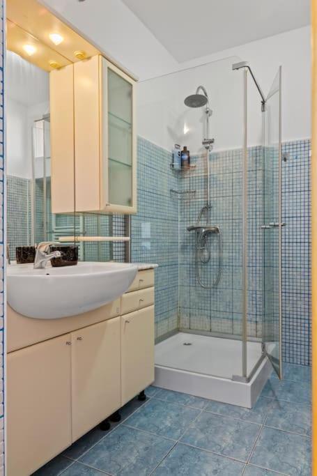 Bamboo Ultra Central Apartment Bucarest Esterno foto