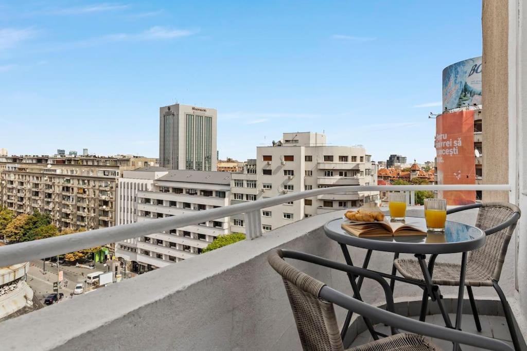 Bamboo Ultra Central Apartment Bucarest Esterno foto
